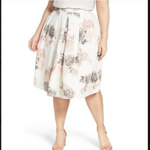 City Chic Floral Whimsy Pleat Skirt